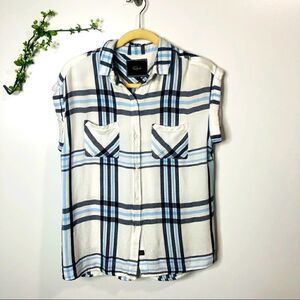 Rails Blue White Plaid Muscle Short Sleeve Shirt